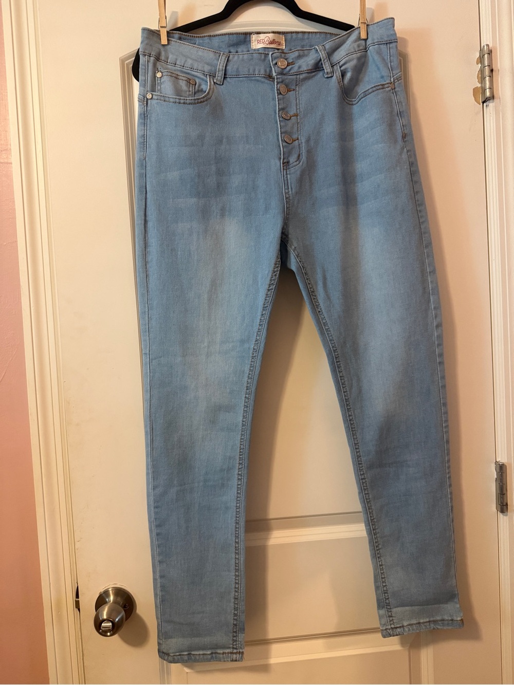 Women’s Red Bottom Jeans- Bottom Fly Tapered leg NWOT-Size 14 MSRP$60